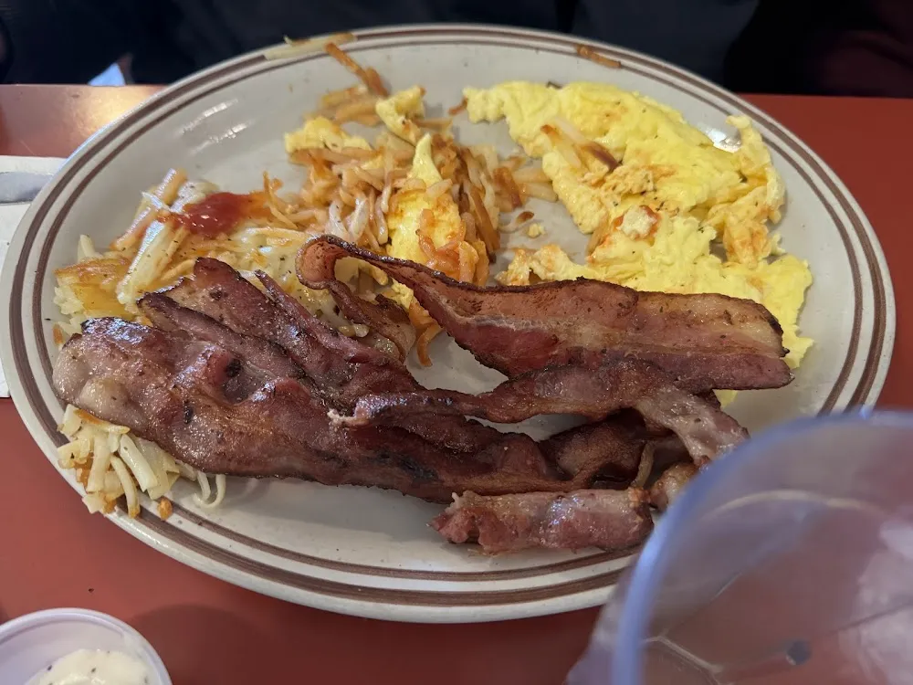 Scrambled Eggs and Hashbrowns